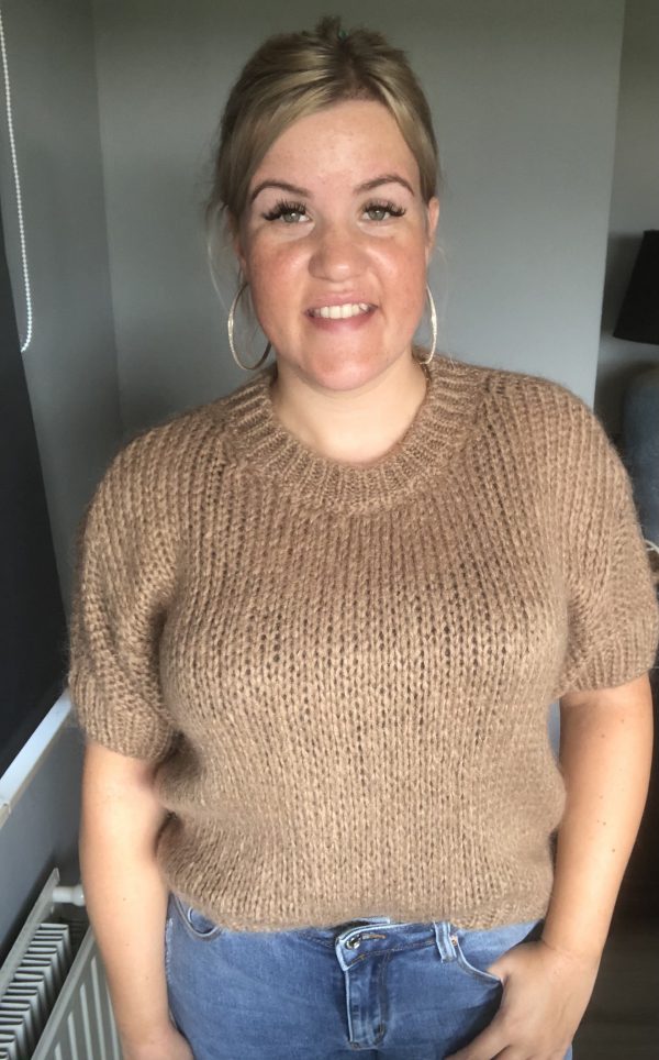 Bykimberley beige trui met korte mouwen