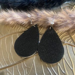 Oorbellen zwart leer