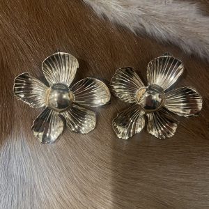 Oorbellen bloem goud