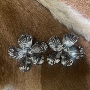 Oorbellen bloem zilver